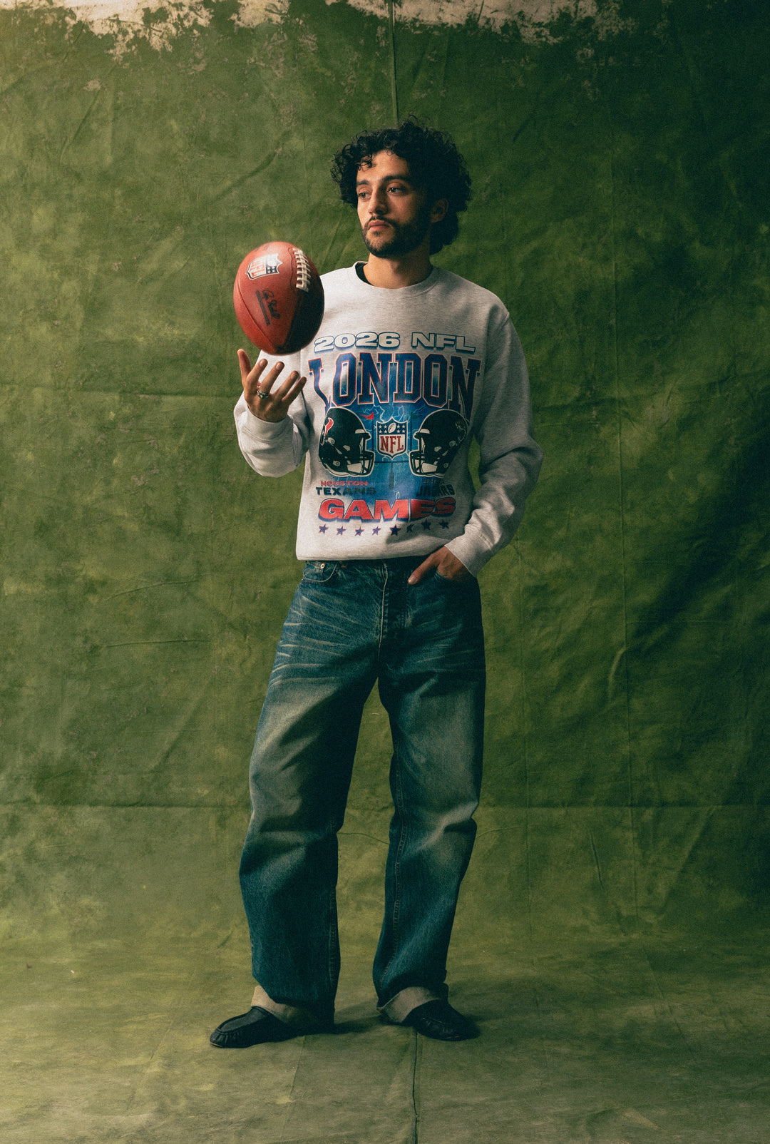 Philadelphia Eagles vs. Jacksonville Jaguars London Crewneck - Ash