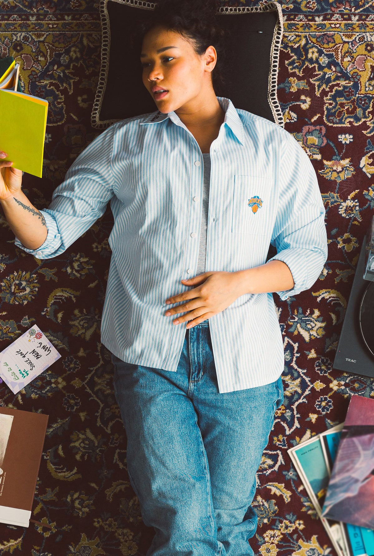 New York Knicks Long Sleeve Poplin Shirt - White / Blue