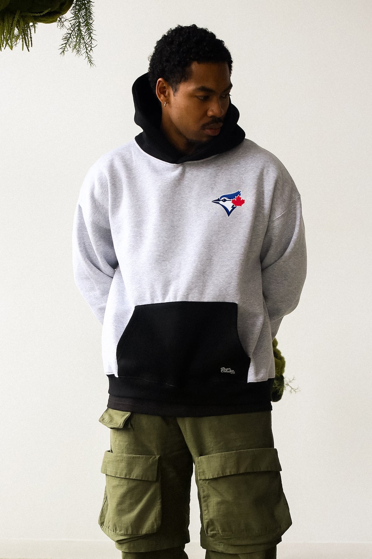 Toronto Blue Jays Colour Block Heavyweight Hoodie - Black / Grey