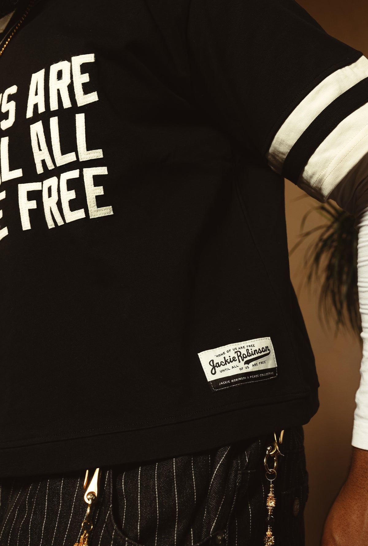 P/C x Jackie Robinson Heavyweight V-Neck T-Shirt - Black