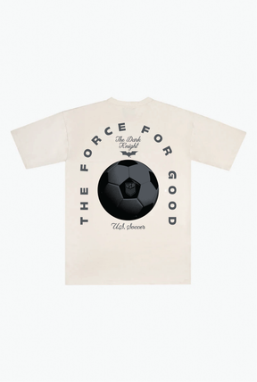 T-shirt poids lourd US Soccer x DC Comics « Se battre pour chaque pouce » - Ivoire