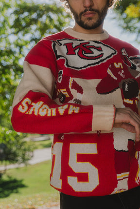 Suéter de punto de gran tamaño de Patrick Mahomes - Marfil / Rojo