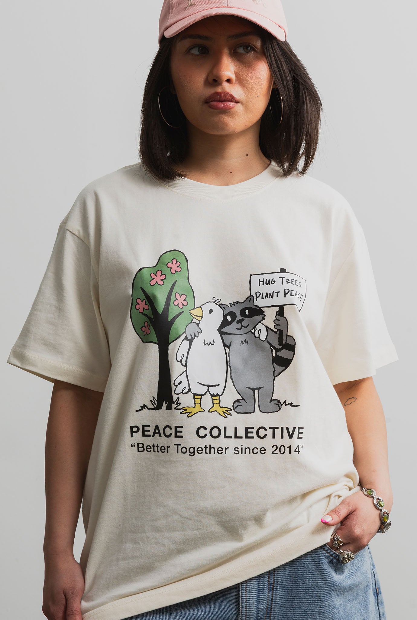 Hug Trees Plant Peace Heavyweight T-Shirt - Ivory