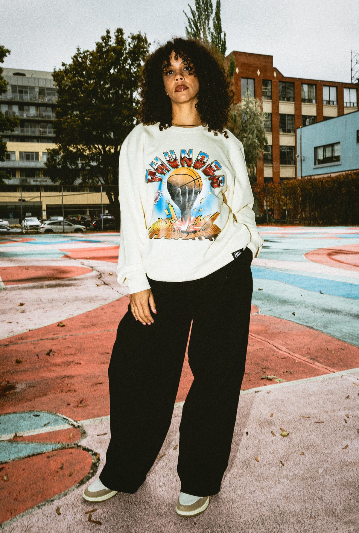 Oklahoma City Thunder Vintage Clubhouse: Break through Crewneck - Ivory