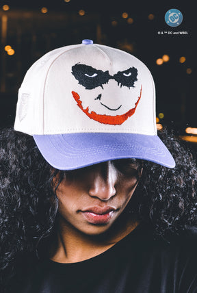Gorra A-Frame US Soccer x DC Comics Joker - Marfil / Púrpura