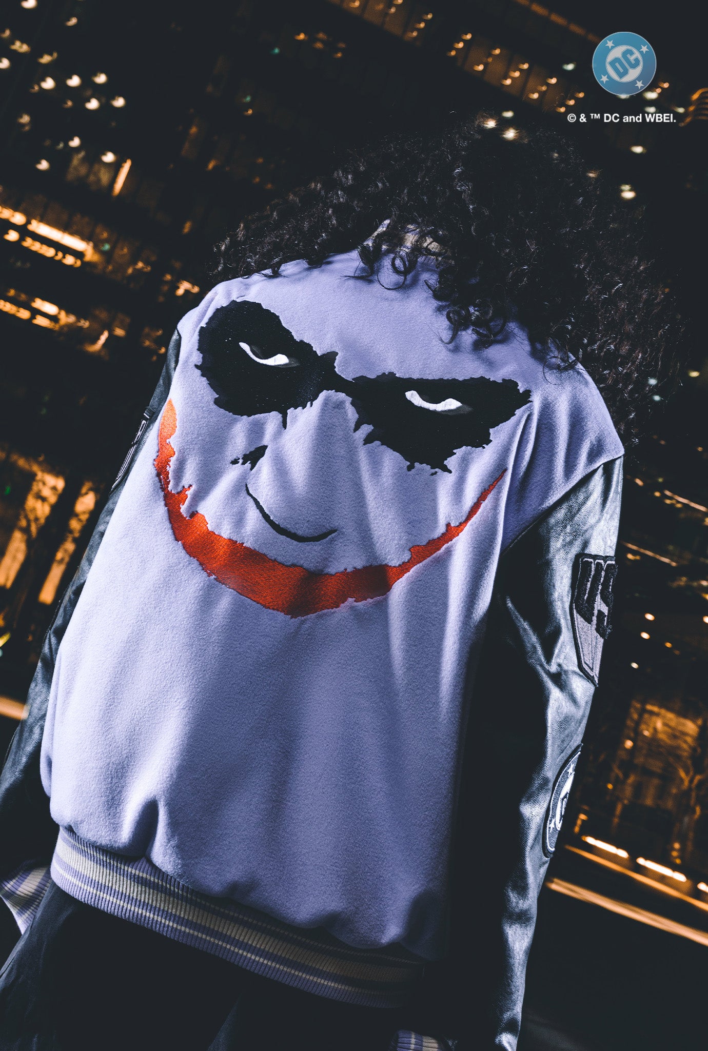 Chaqueta de nylon US Soccer x DC Comics Joker Varsity - Púrpura