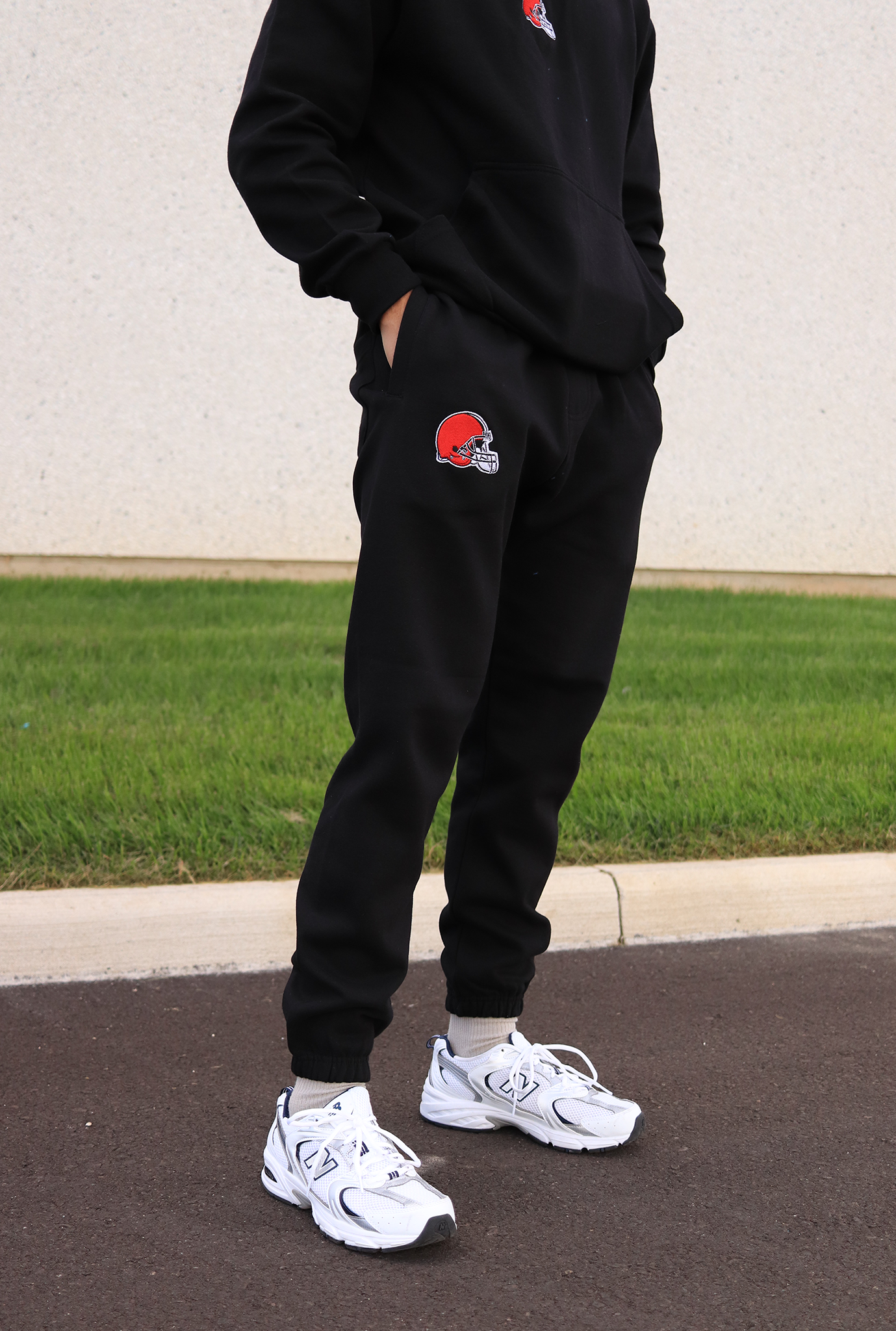 Pantalon de jogging épais avec logo Cleveland Browns - Noir 