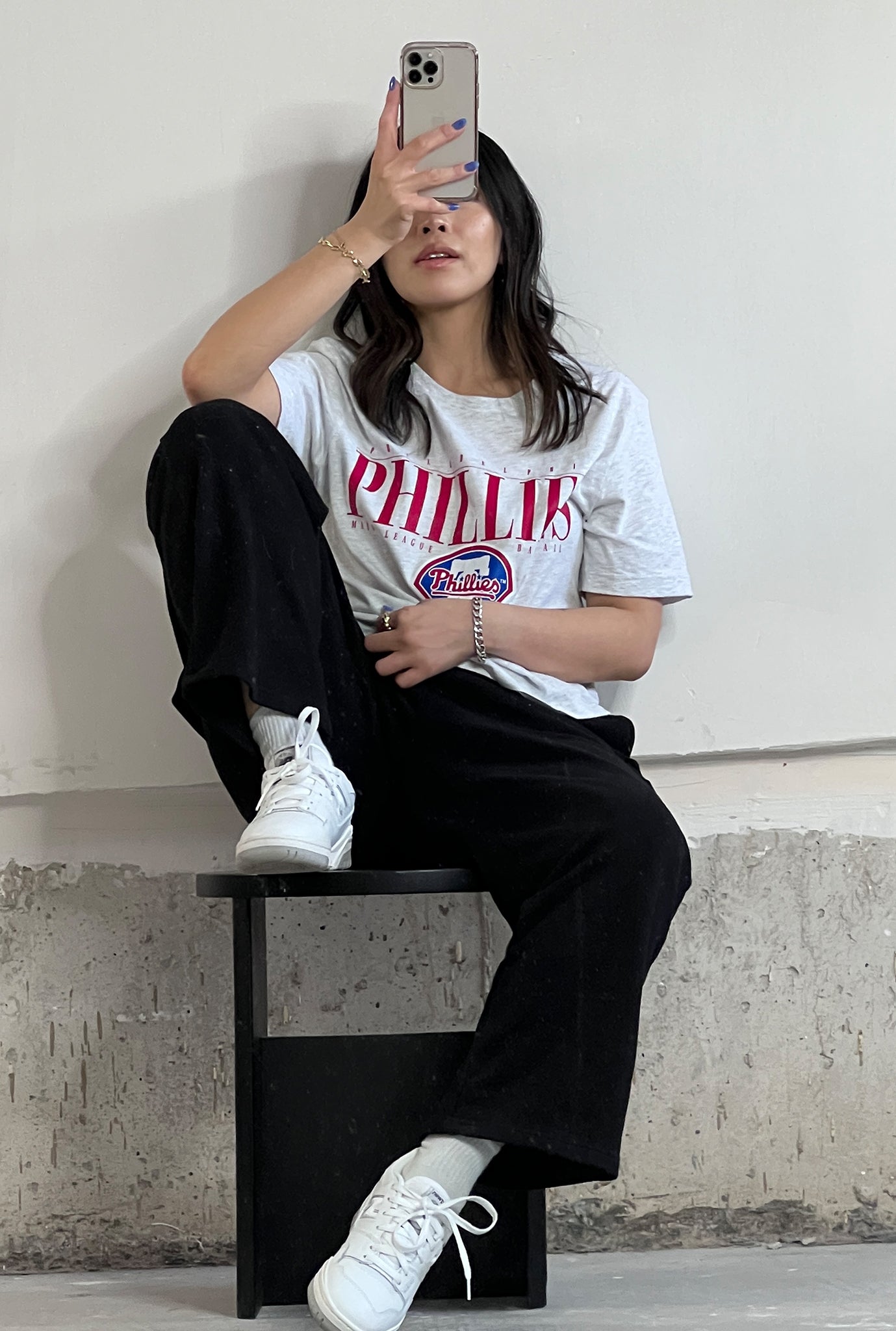 Philadelphia Phillies Garment Dyed Cropped T-Shirt - Ash